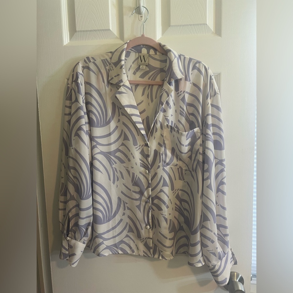 Worthington Lilac and White blouse